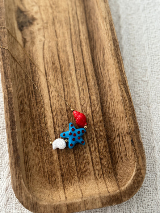 Coral de Gracia Necklace