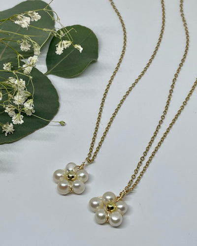 Pearl Flower Necklace